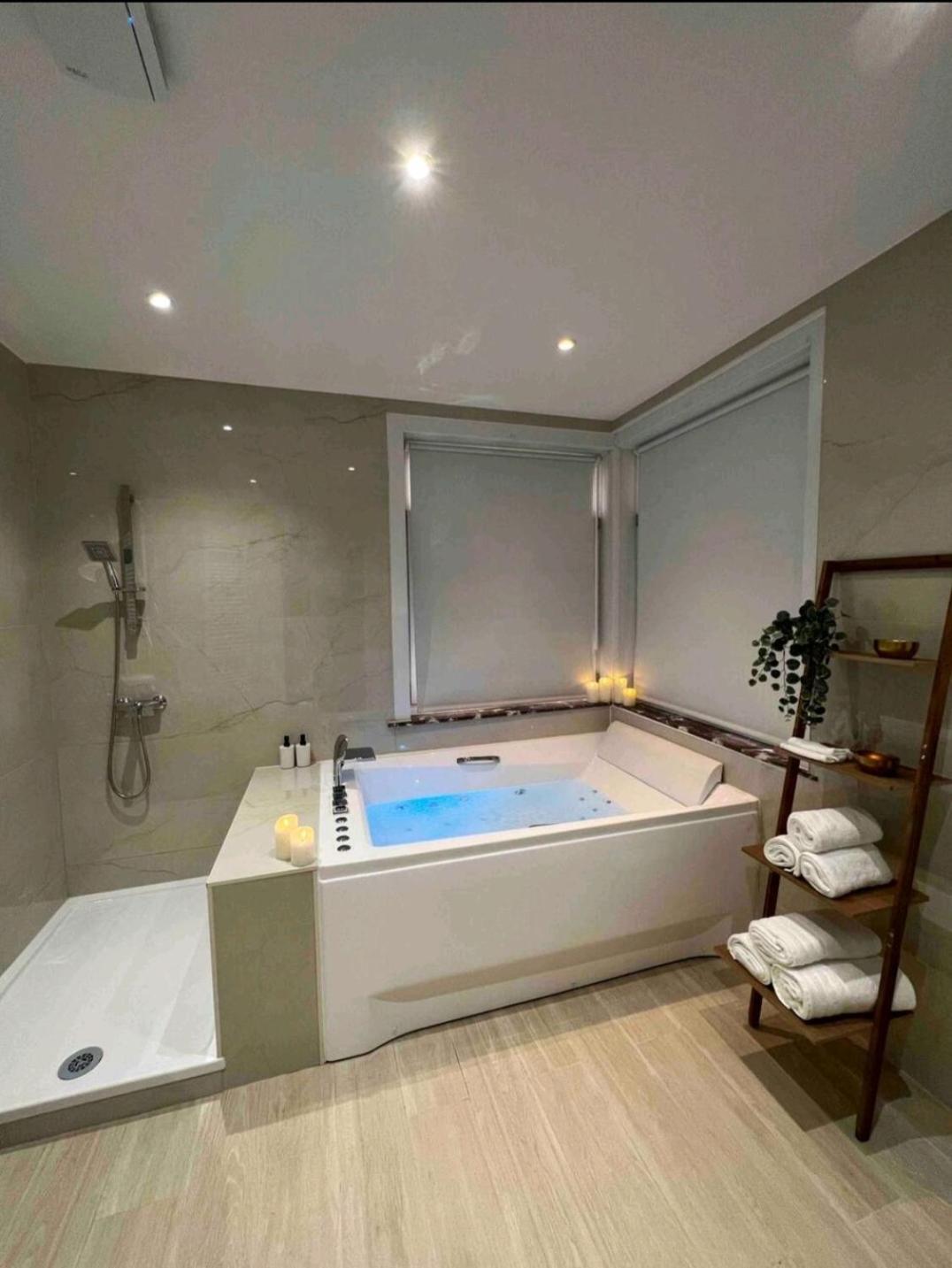 Sublime Appartement Calme Cosy & Jacuzzi Brüsszel Kültér fotó